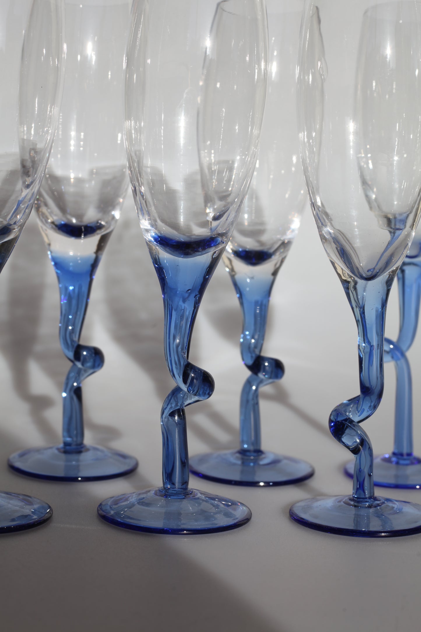 Wavy flutes