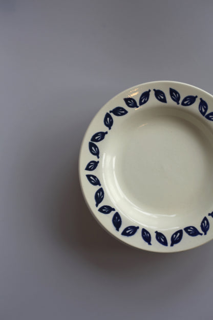 Borden met blauw detail